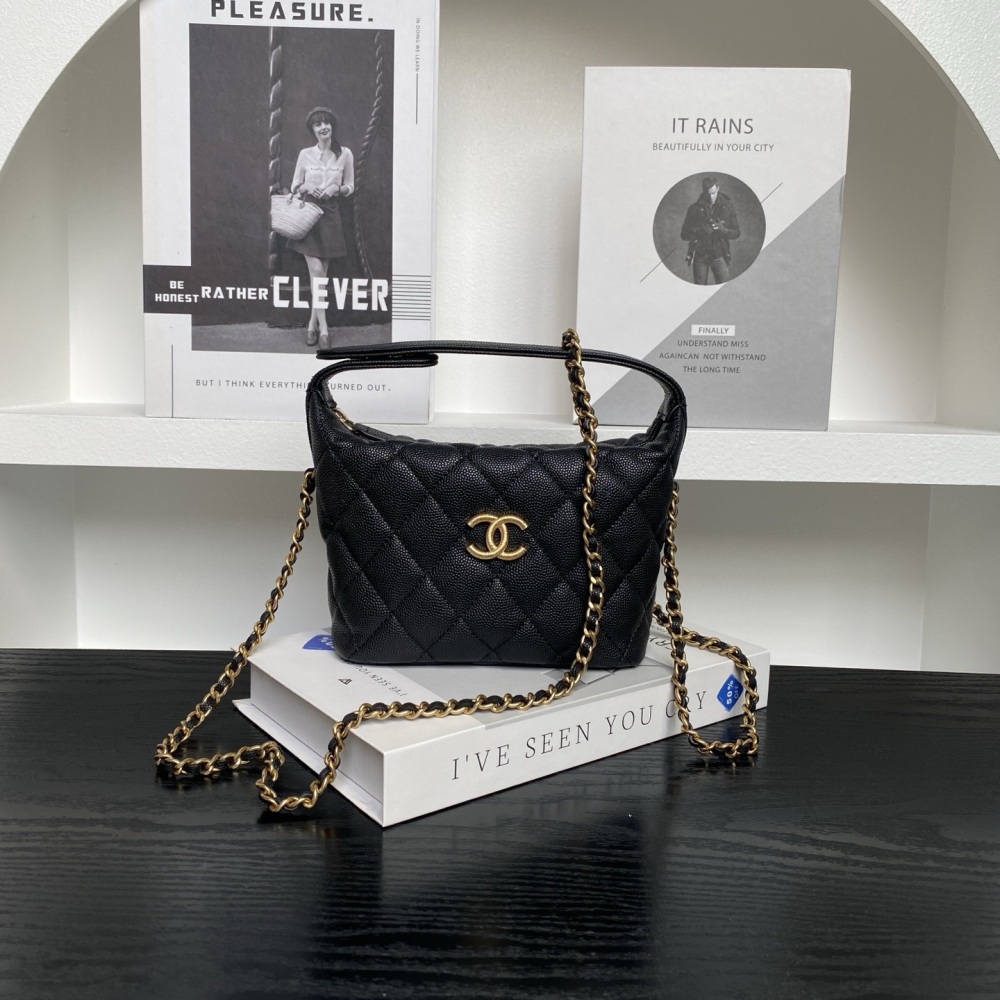 Chanel AP4484 25P portable lunch box bag with cowhide and metal chain brushed double c logo, compact and elegant, perfectly combining practicality
