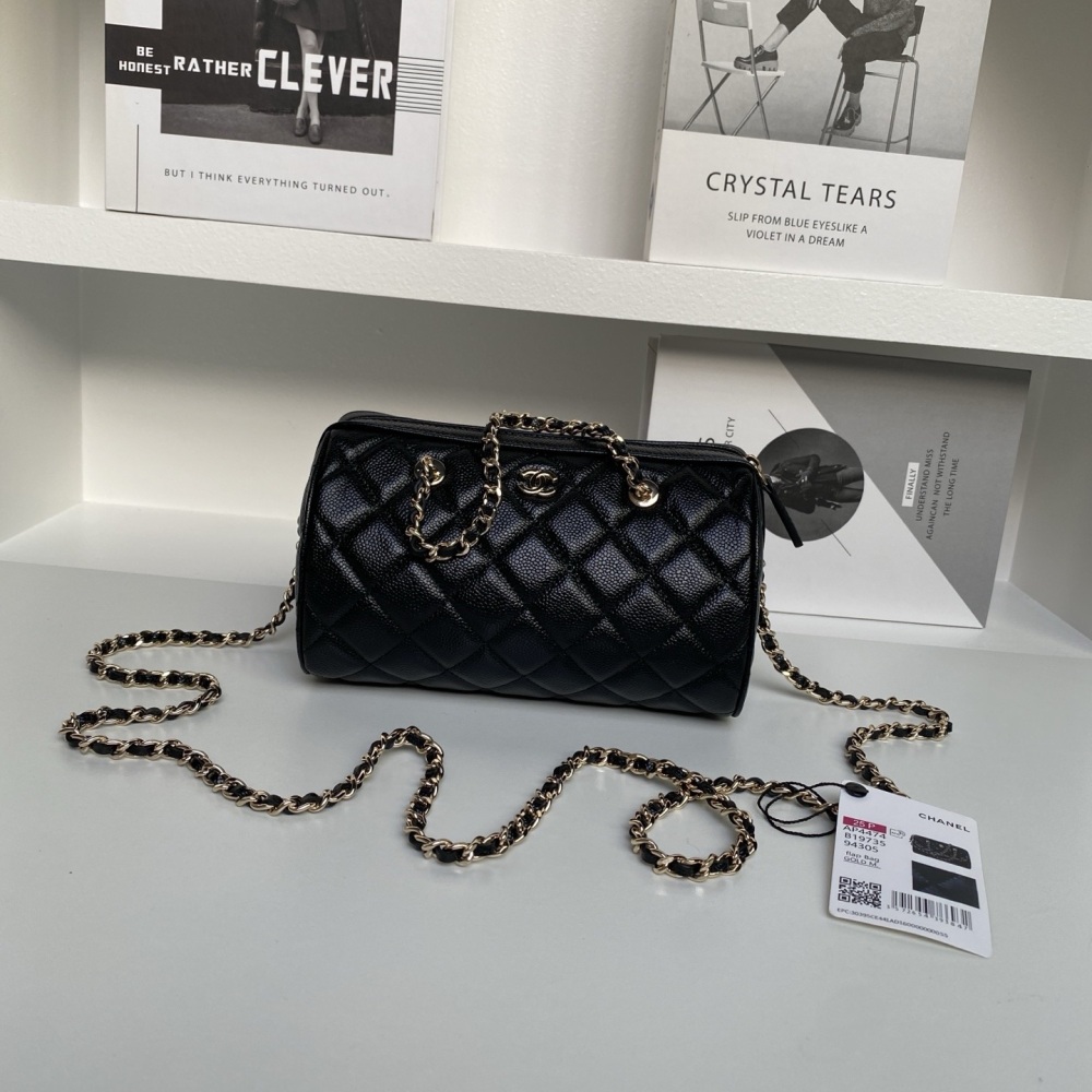 Chanel AP4515 25P Spring/Summer Bowling Collection Full of High Grade Calfskin with Golden Metal Chain Handbag
