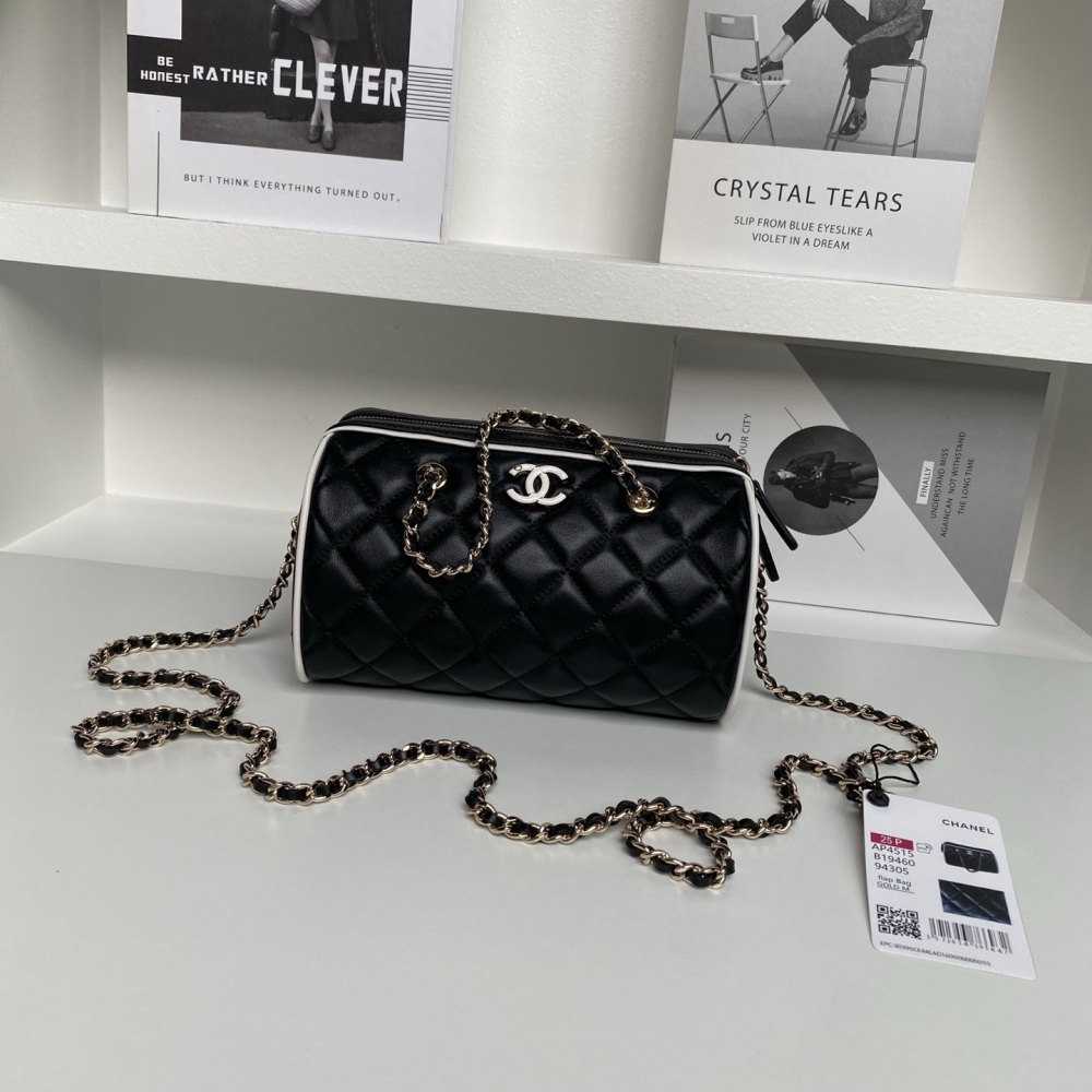 Chanel AP4515 25P Spring/Summer Bowling Collection Full of High Grade Sheepskin with Golden Metal Chain Handbag