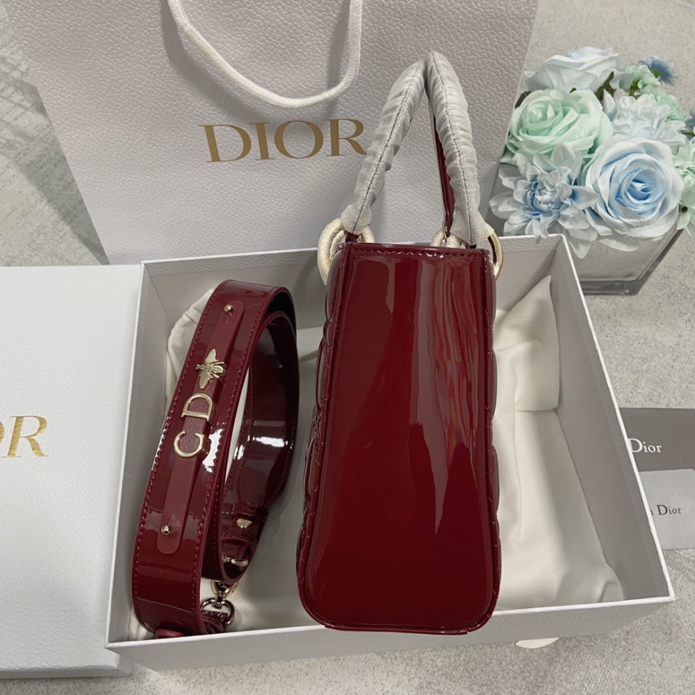 DIOR four grid patent leather wine red rose gold buckle imported calf leather frosted deer skin pattern velvet lining precision high-density electroplating hardware