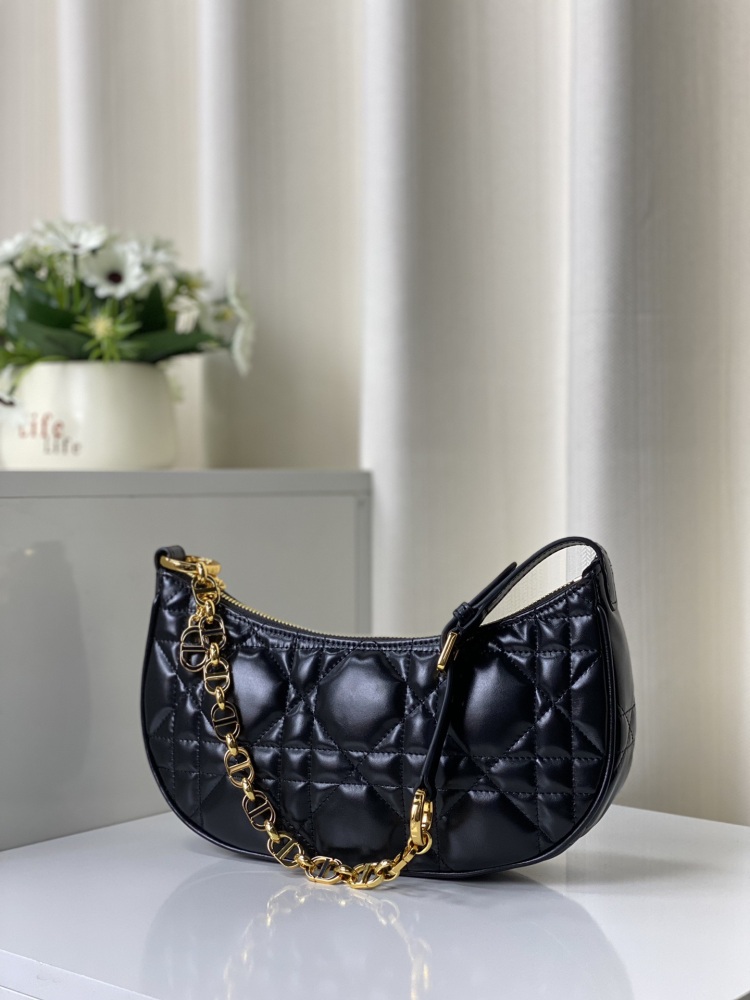 Dior's new model visible real shots, high-end quality, high-quality materials