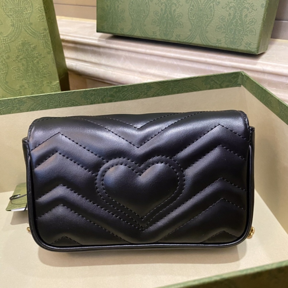 Gucci 476433 ， Original leather, this Nano truly embodies the beauty of the heart