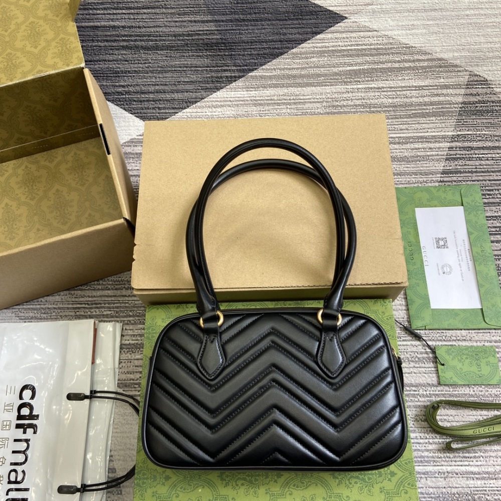 The Gucci Marmont collection highlights the iconic matlass é Chevron leather with new shapes and sizes to welcome the early autumn season