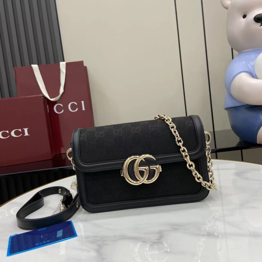 The Gucci Go collection is designed specifically for sports.