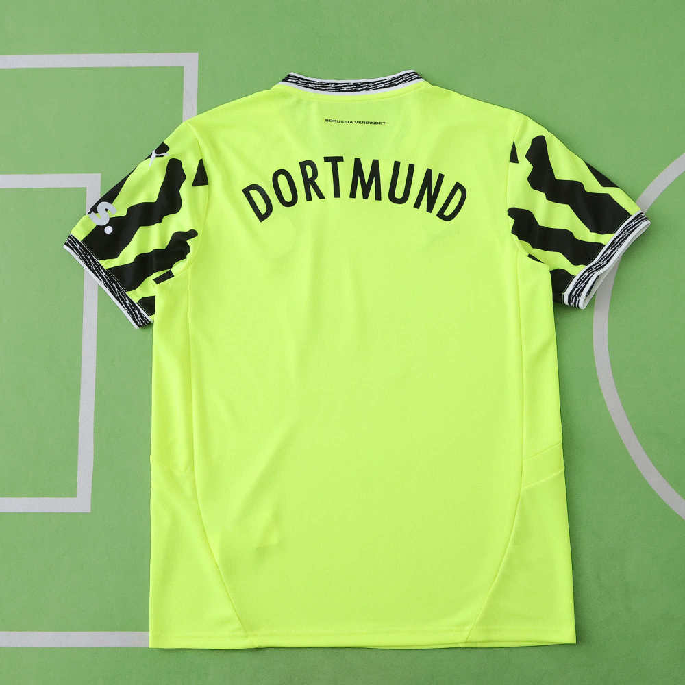 2526 season Borussia Dortmund Concept version Fan version