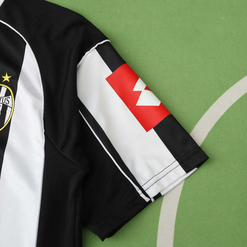 0203 season Juventus F.C. home retro Fan version