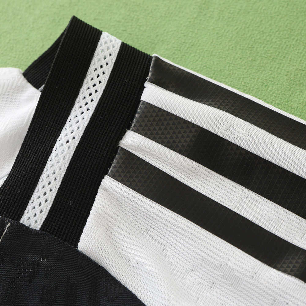 2425 season Juventus F.C. home Long sleeved Player version