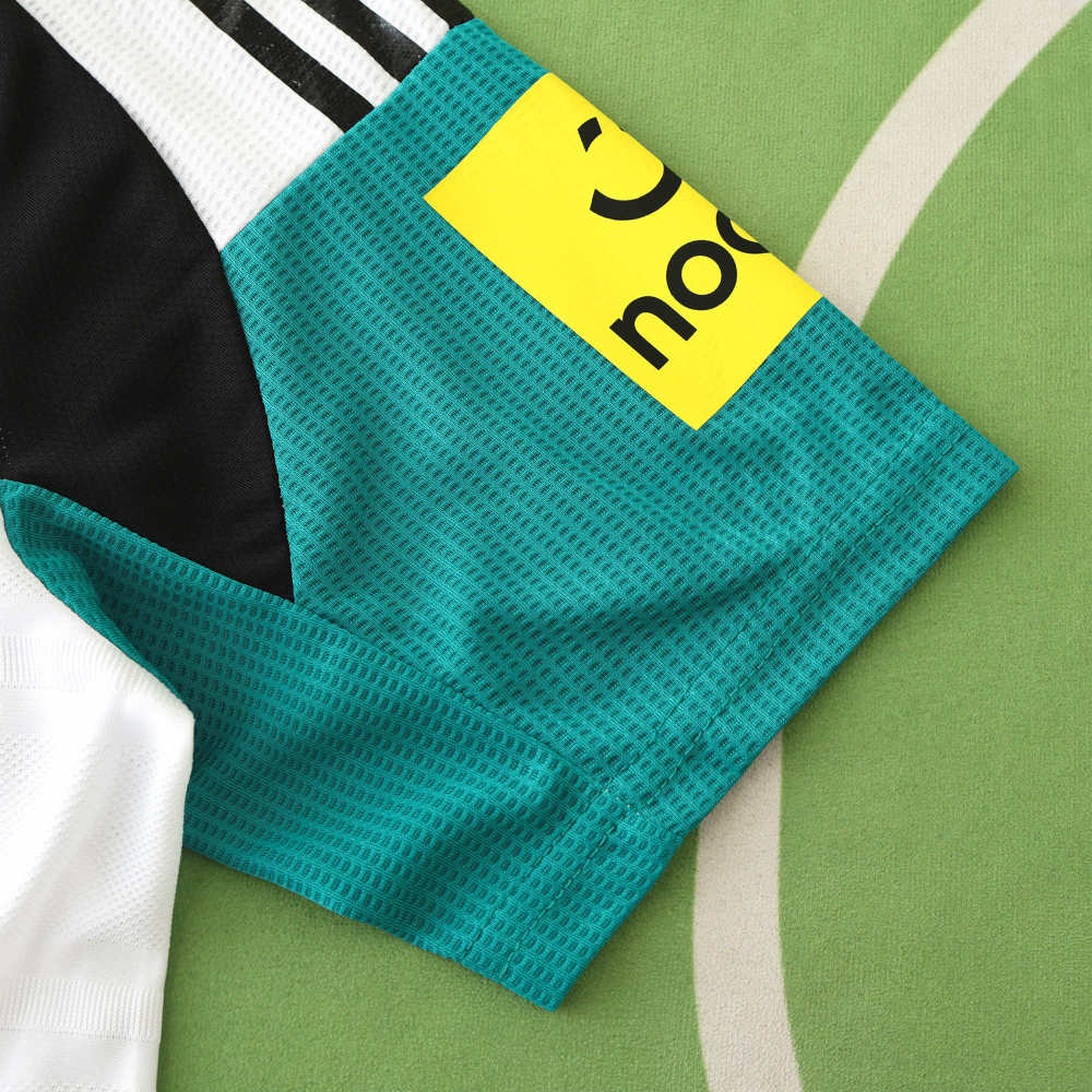 2425 season Newcastle United F.C. third Player version