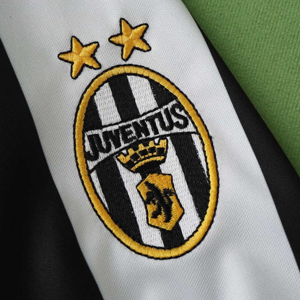 9798 season Juventus F.C. home retro Fan version