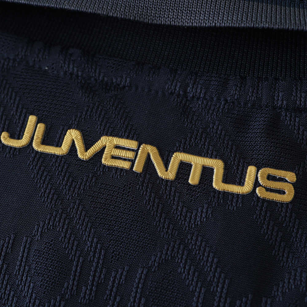 2425 season Juventus F.C. third Player version