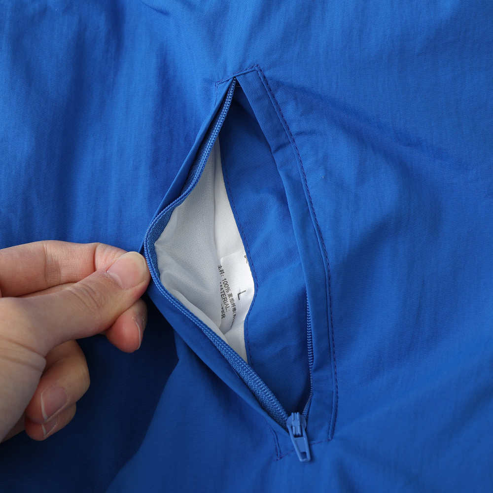 2425 France Wear on both sides windbreaker