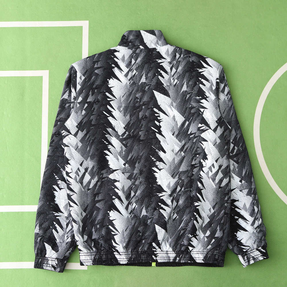 2425 Juventus F.C. Wear on both sides windbreaker