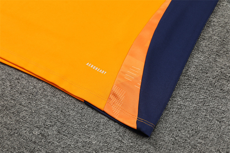 2425 Juventus F.C. orange Training suit set