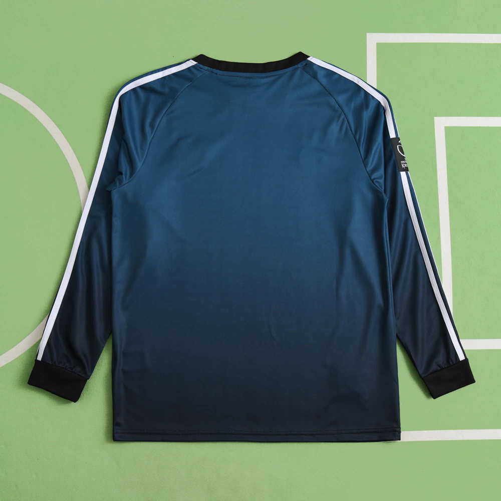 2002 season Germany goalkeeper Long sleeved retro Fan version