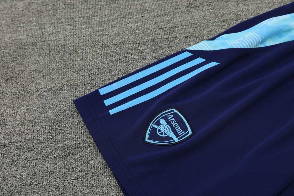 2425 Arsenal F.C. Training clothes suit vest Fan version