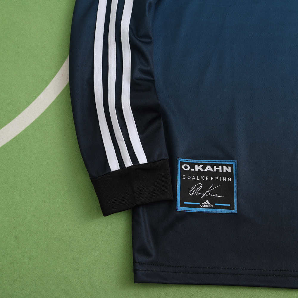 2002 season Germany goalkeeper Long sleeved retro Fan version