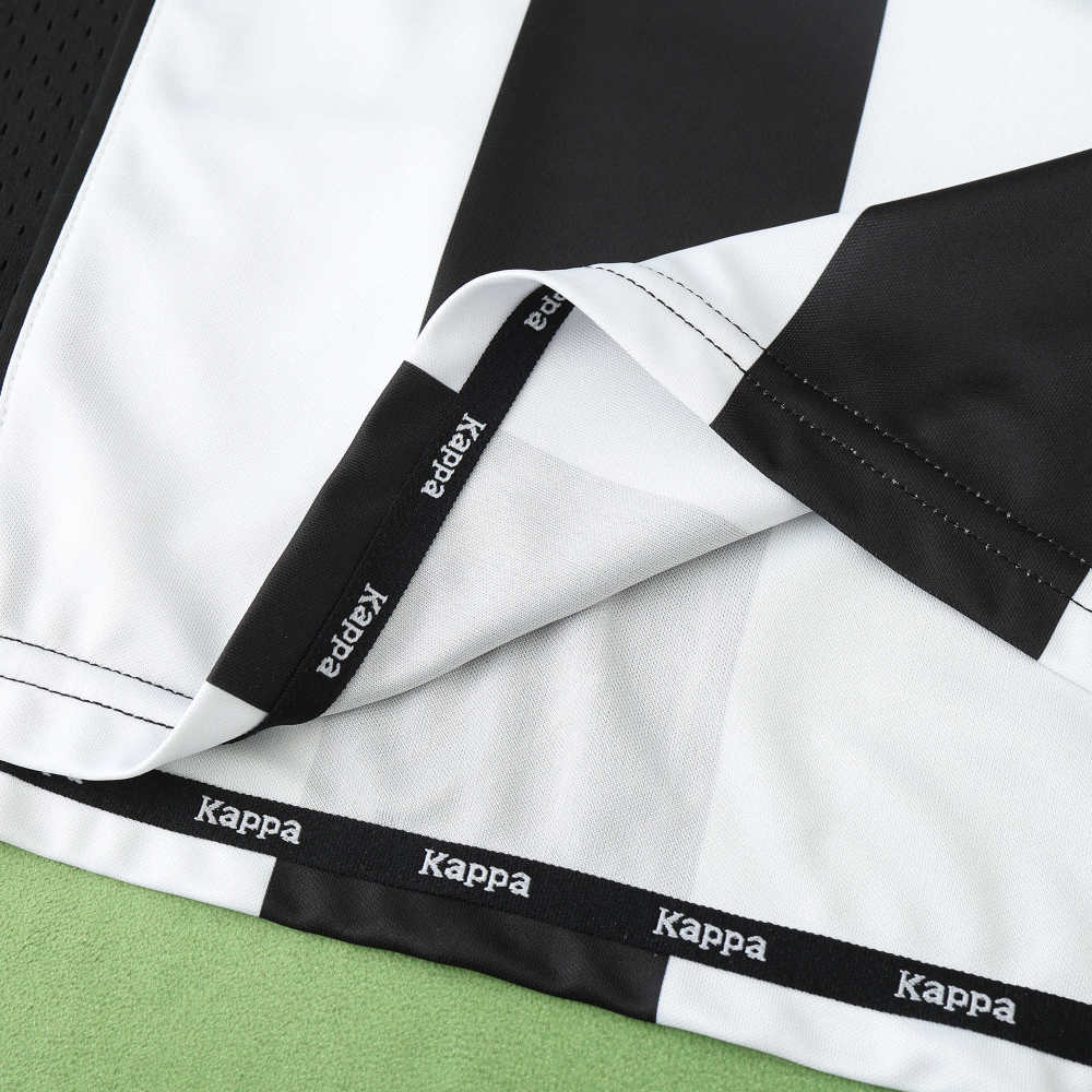 9798 season Juventus F.C. home retro Fan version