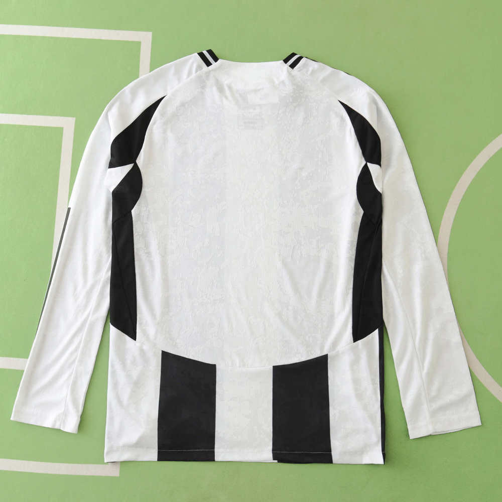 2425 season Juventus F.C. home Long sleeved Player version