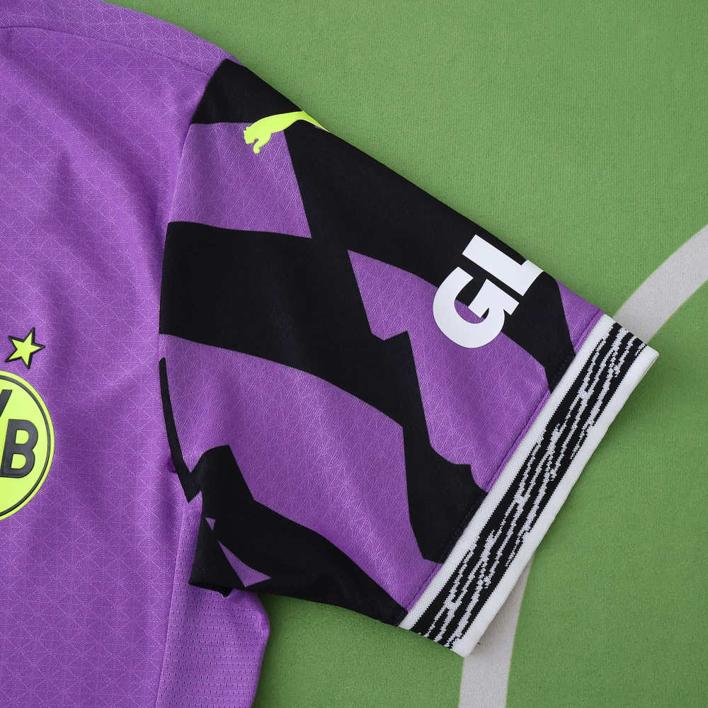 2526 season Borussia Dortmund Concept version Player version
