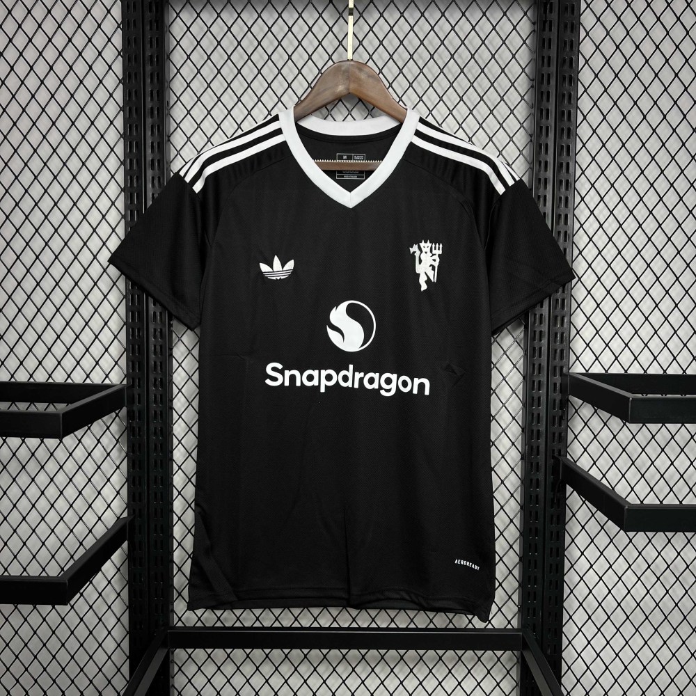 【FAN】24/25 Manchester United Black Goalkeeper Jersey