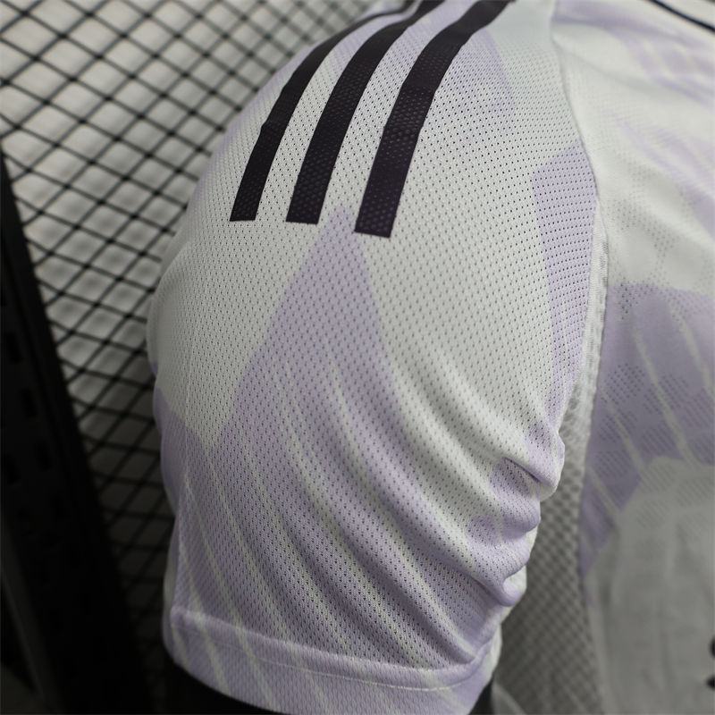 【Player Version】25/26 M-U Away Jersey
