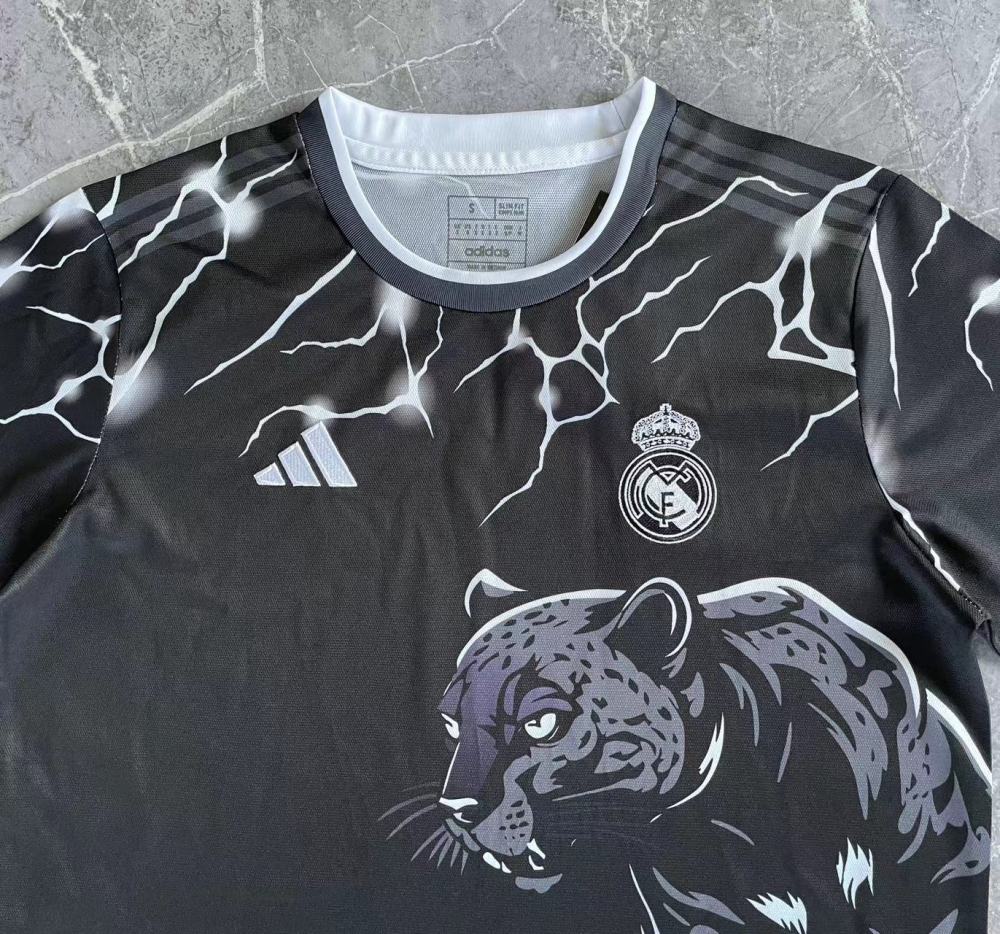 (S-3XL) 1:1 Copy Top Quality 2025/2026 Real Madrid Leopard Black and White