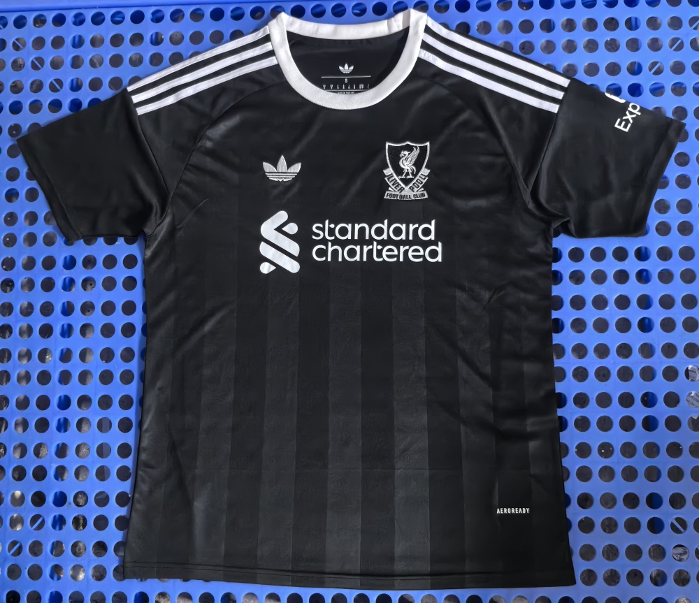 (S-3XL) 1:1 Copy Top Quality 2025/2026  Real Madrid Goalkeeper Black