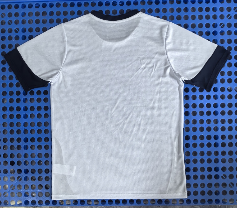 (S-3XL) 1:1 Copy Top Quality 2025/2026 Portugal's pre-match training uniform in white