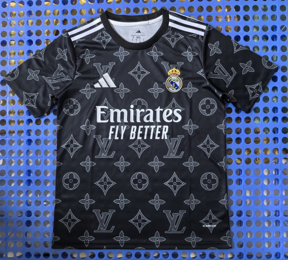 (S-3XL) 1:1 Copy Top Quality 2025/2026 Real Madrid LV Edition in Black