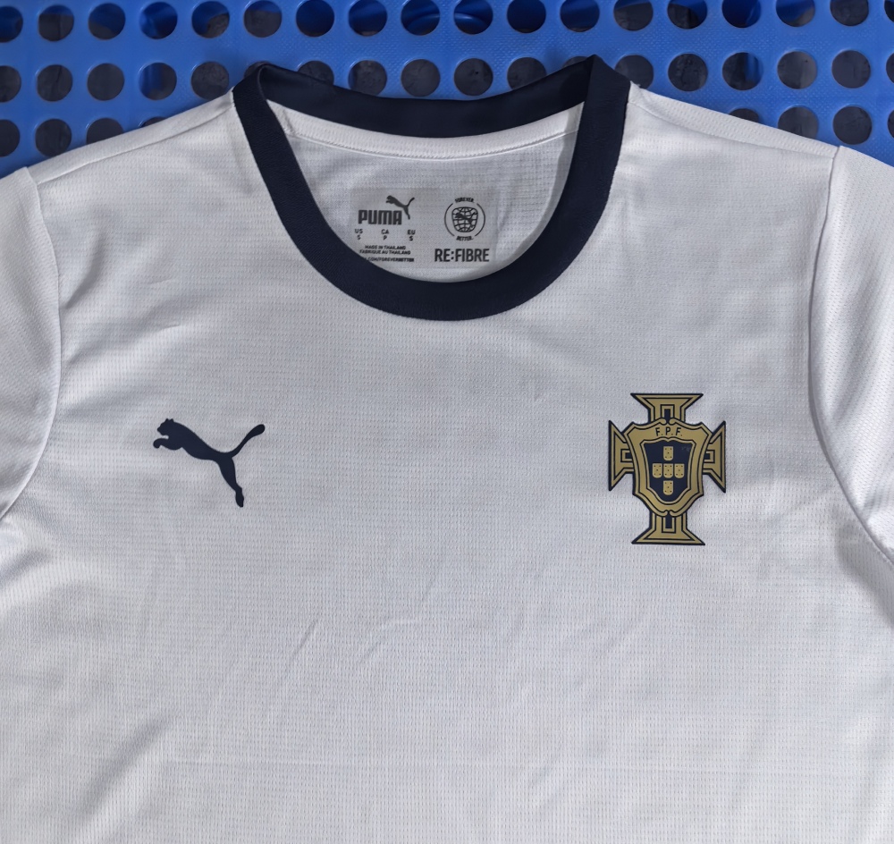 (S-3XL) 1:1 Copy Top Quality 2025/2026 Portugal's pre-match training uniform in white