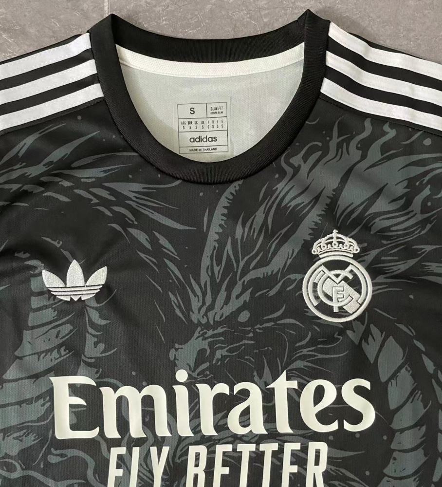 (S-3XL) 1:1 Copy Top Quality 2025/2026 Real Madrid Red Dragon Head Edition