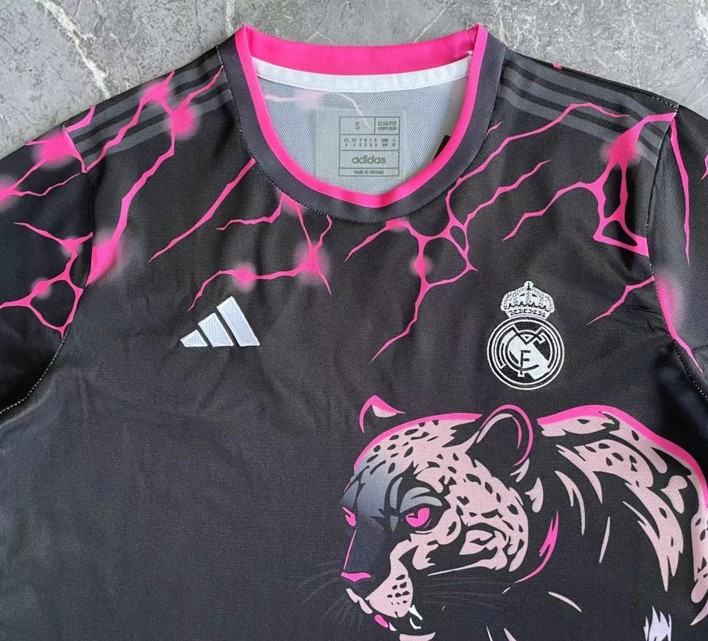 (S-3XL) 1:1 Copy Top Quality 2025/2026 Real Madrid Leopard Black and Pink