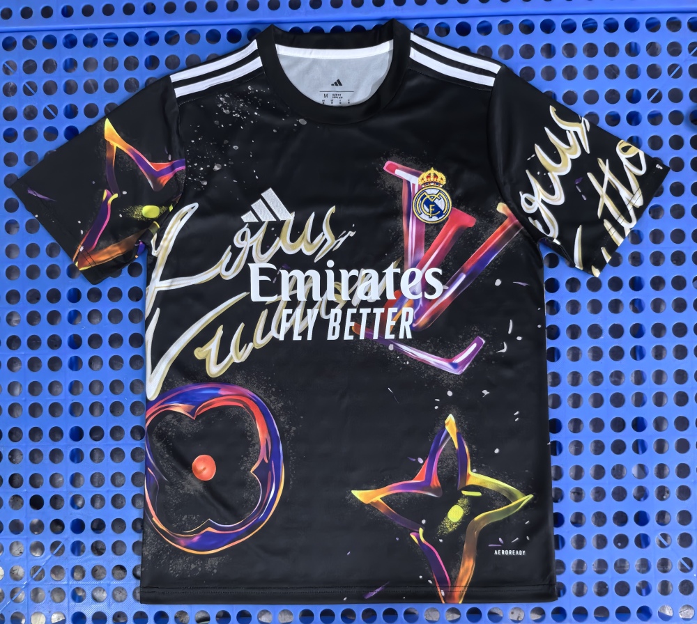 (S-3XL) 1:1 Copy Top Quality 2025/2026 Real Madrid LV Edition Black Graffiti