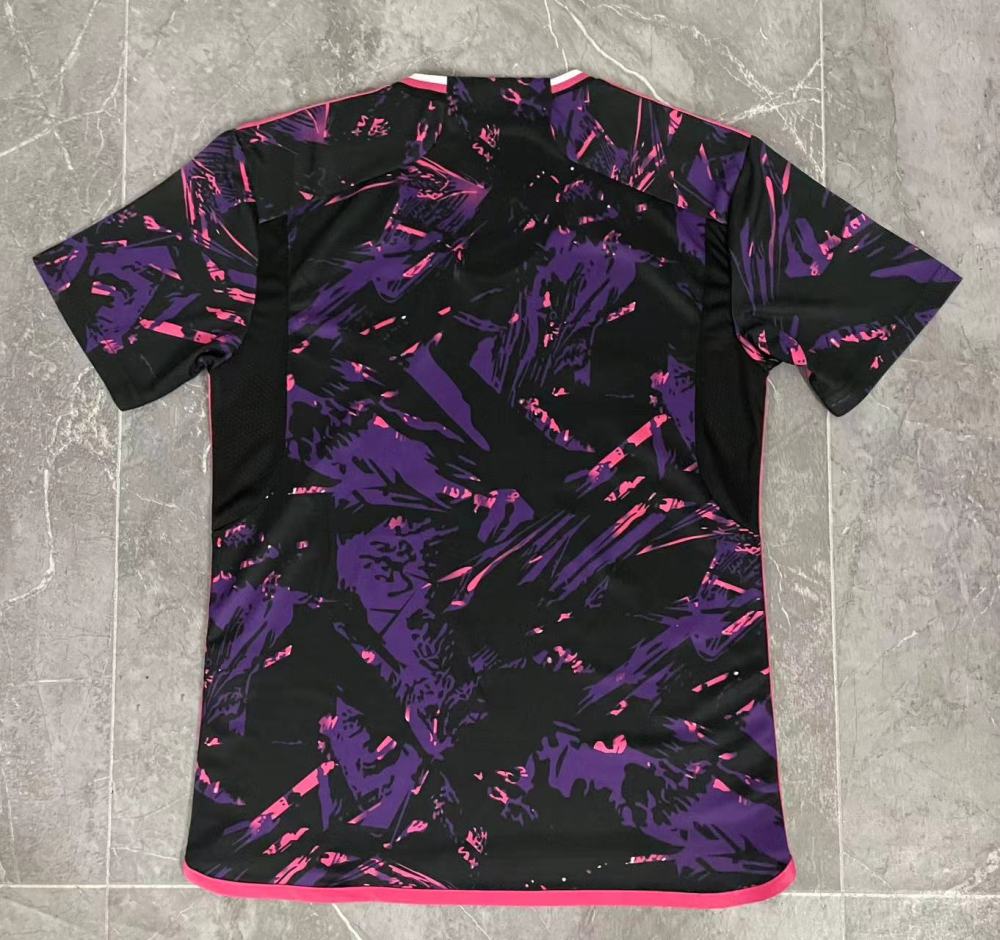 (S-3XL) 1:1 Copy Top Quality 2025/2026 Real Madrid black and purple training jersey