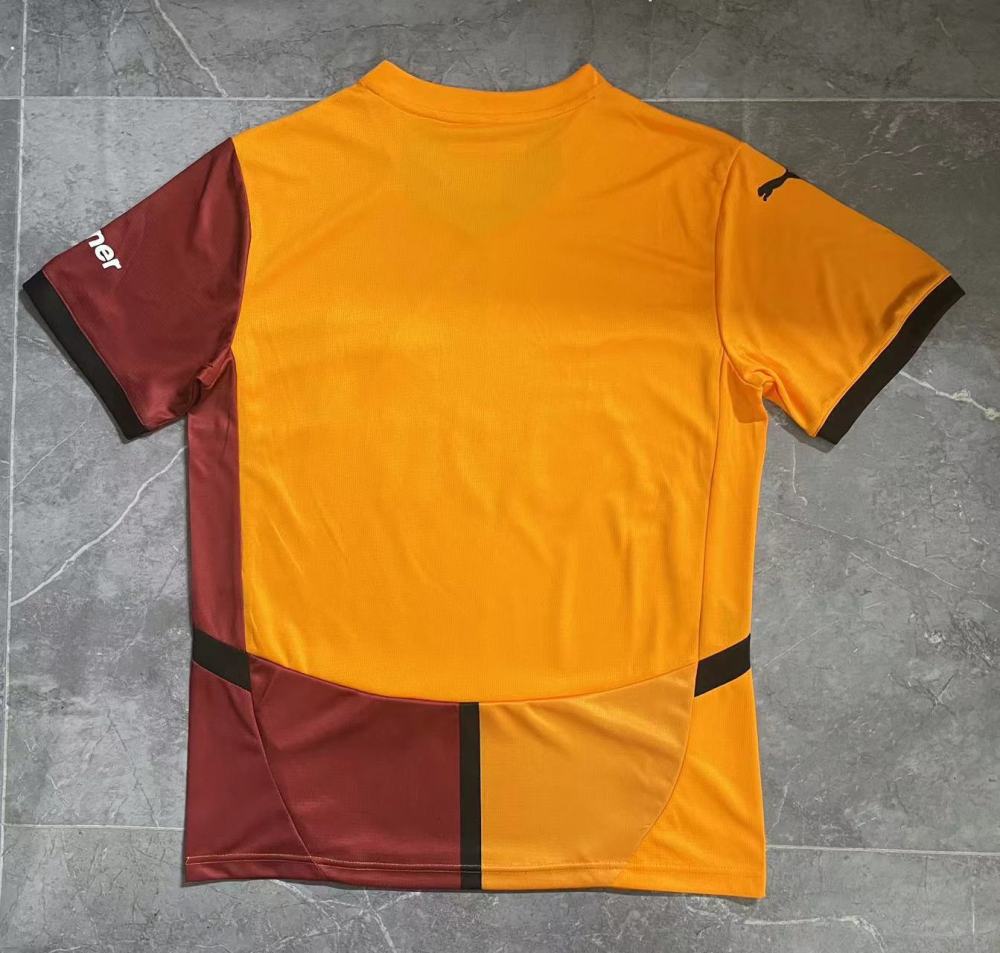 (S-3XL) 1:1 Copy Top Quality 2025/2026 Galatasaray's home ground