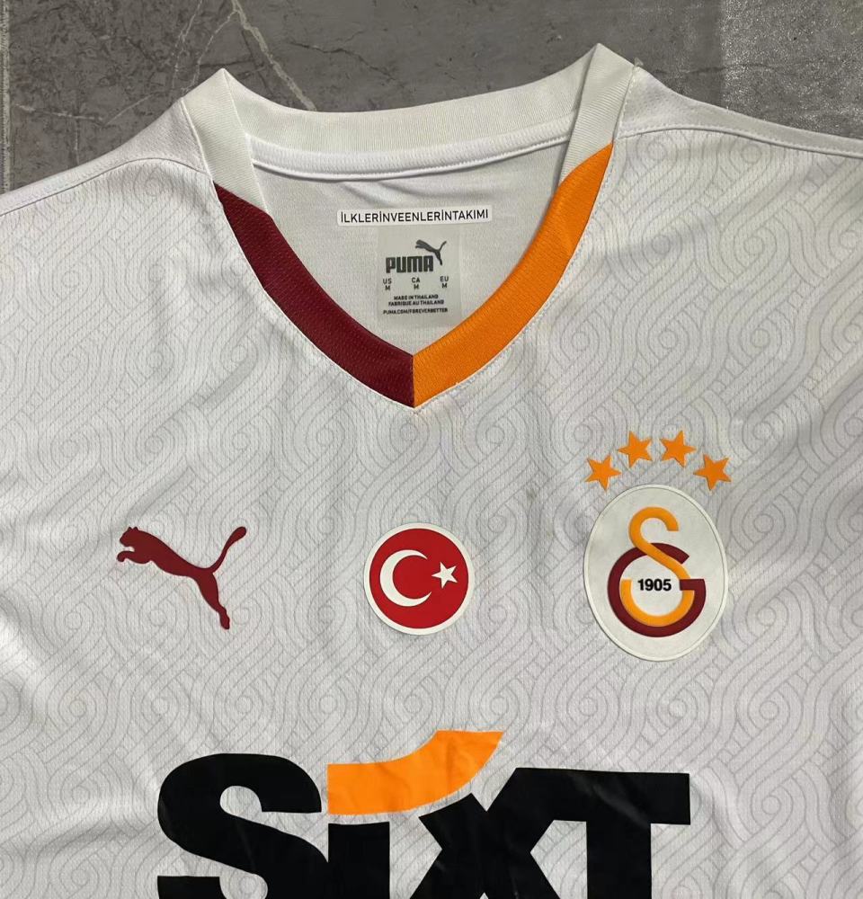 (S-3XL) 1:1 Copy Top Quality 2025/2026 Galatasaray's away kit