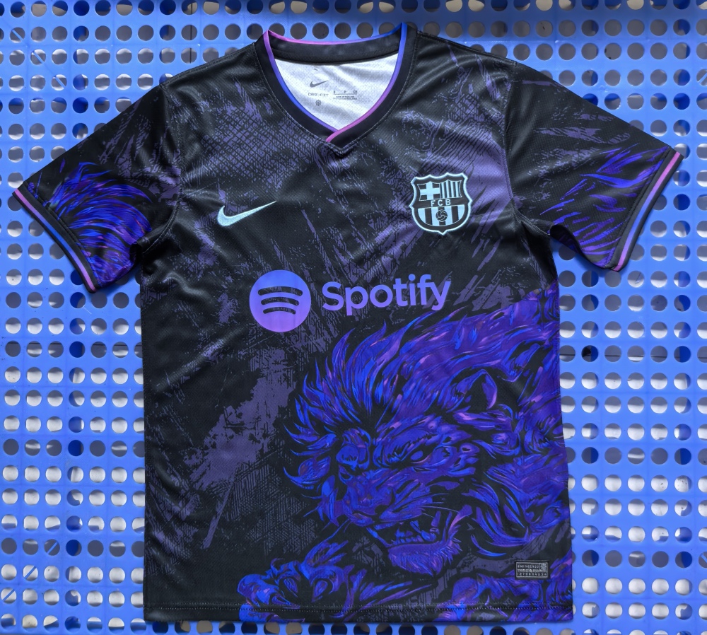 (S-3XL) 1:1 Copy Top Quality 2025/2026 Barcelona Lion Head (black and purple)