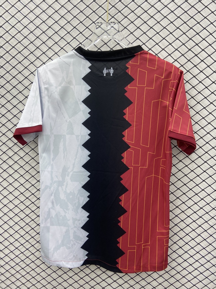 (S-3XL) 1:1 Copy Top Quality 2025/2026 Liverpool's three-colour training kit