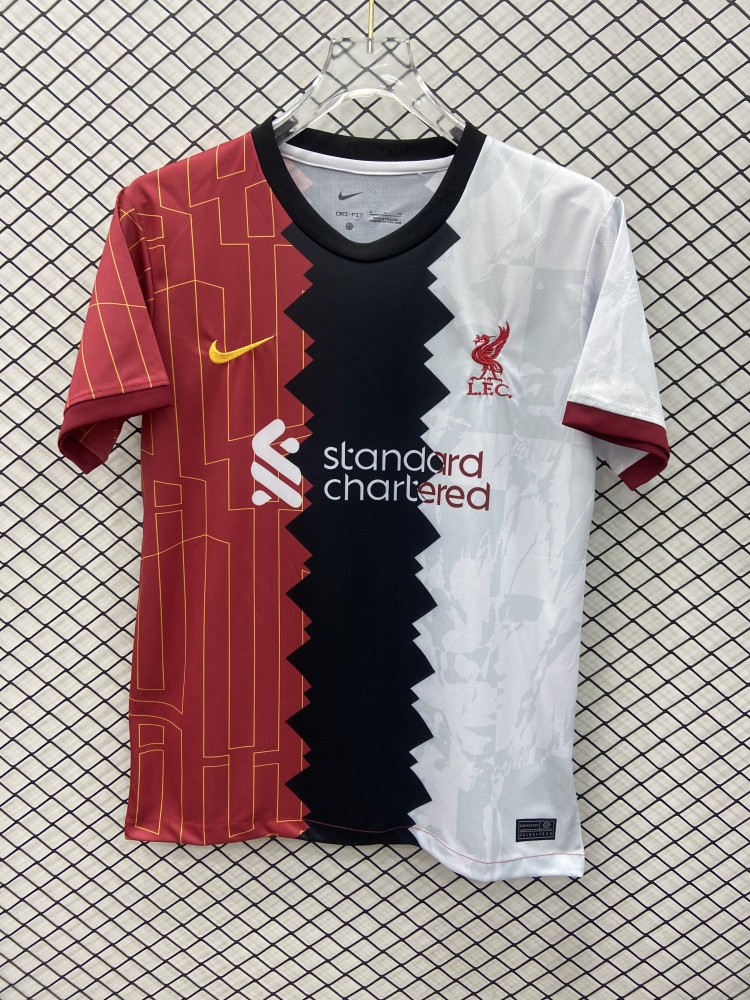 (S-3XL) 1:1 Copy Top Quality 2025/2026 Liverpool's three-colour training kit