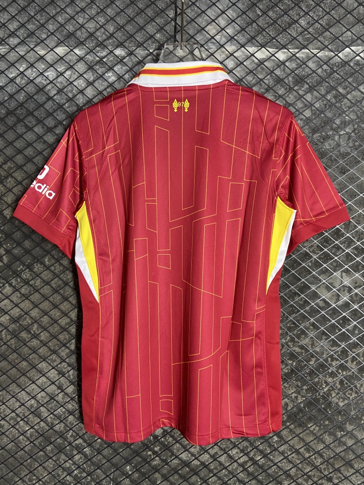 (S-3XL) 1:1 Copy Top Quality 2025/2026 Liverpool's home ground