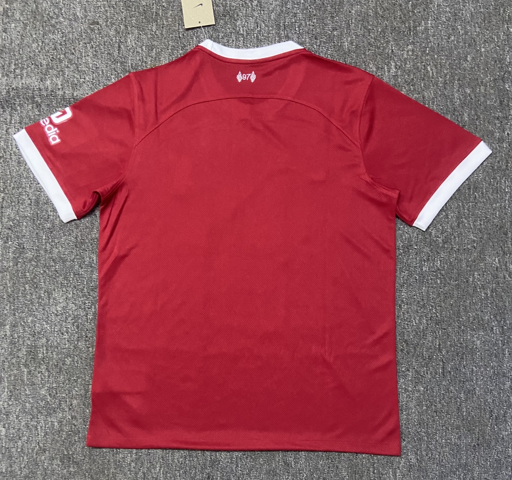 (S-3XL) 1:1 Copy Top Quality 2025/2026 Liverpool's home ground