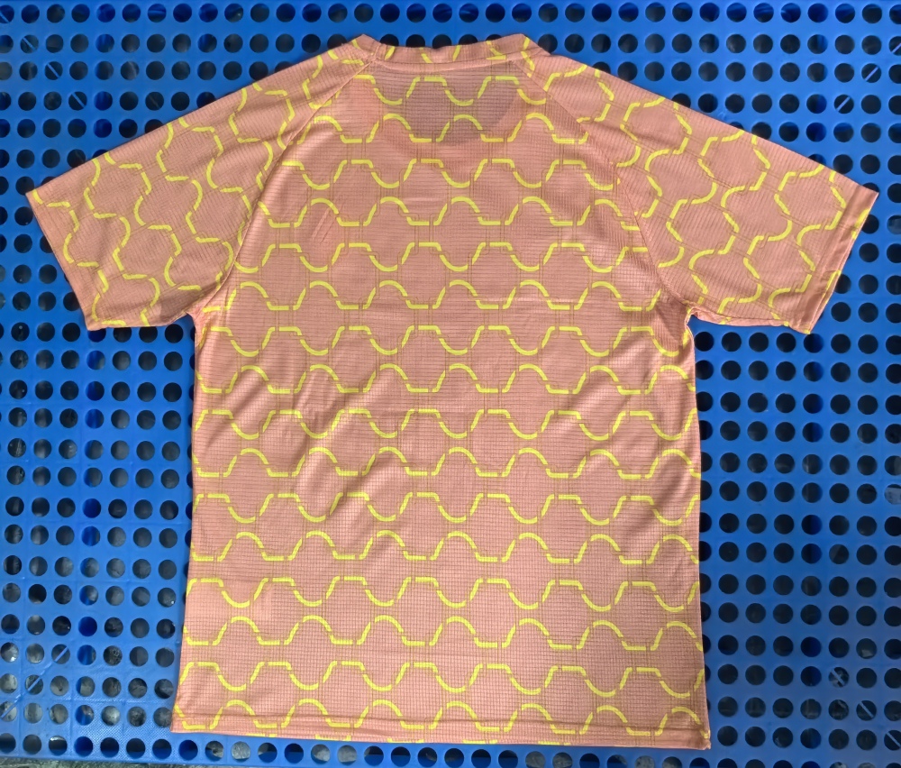(S-3XL) 1:1 Copy Top Quality 2025/2026 AC Milan's orange-pink pre-match training kit