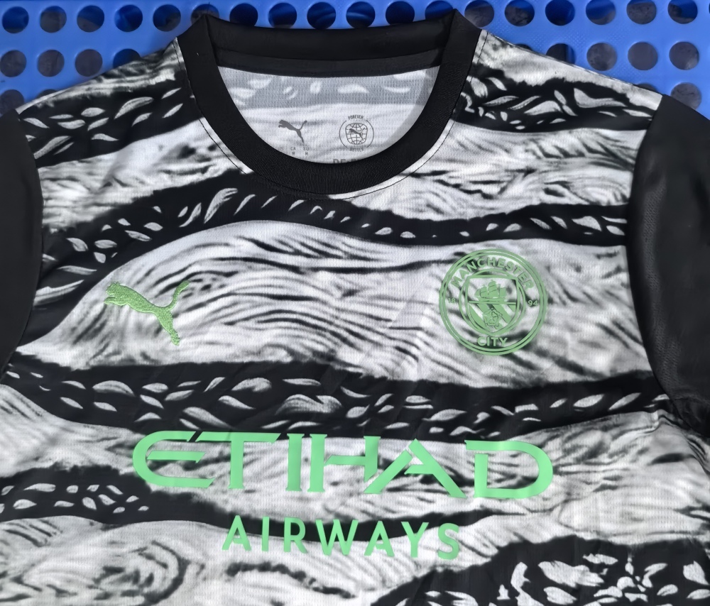 (S-3XL) 1:1 Copy Top Quality 2025/2026 Manchester City Black and Gray Concept Edition