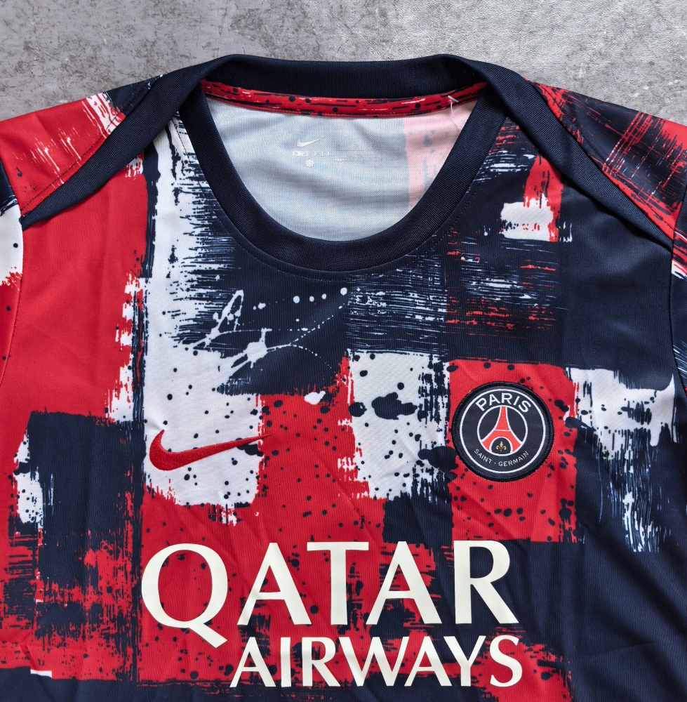 (S-3XL) 1:1 Copy Top Quality 2025/2026 Paris' colorful pre-match training kit