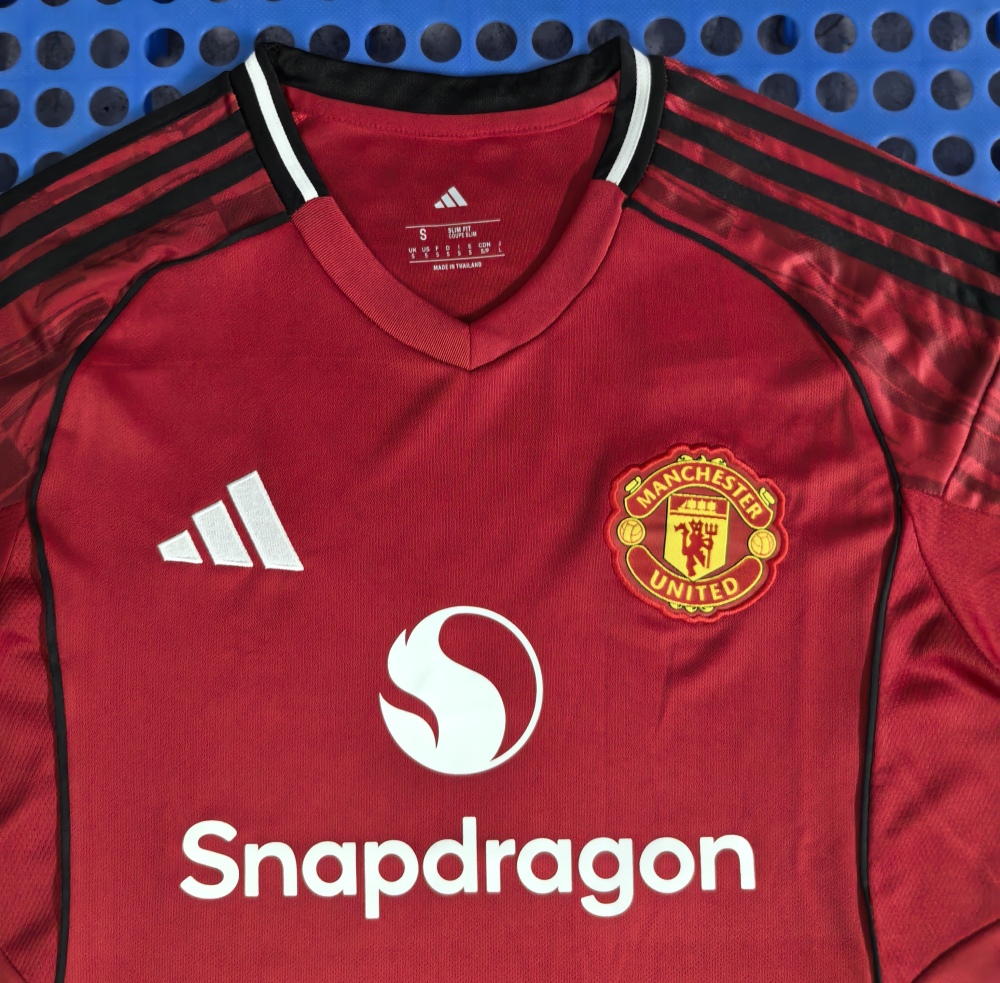 (S-3XL) 1:1 Copy Top Quality 2025/2026 Manchester United home