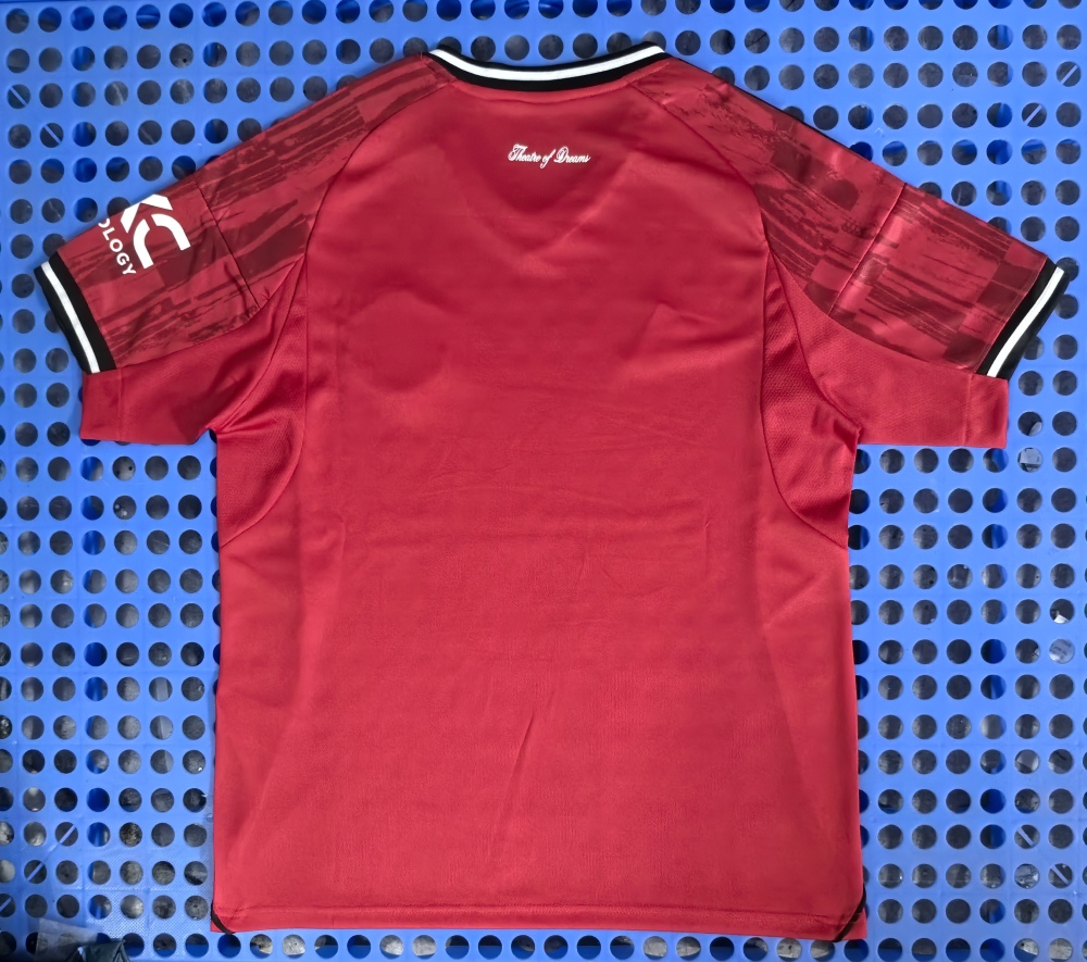 (S-3XL) 1:1 Copy Top Quality 2025/2026 Manchester United home