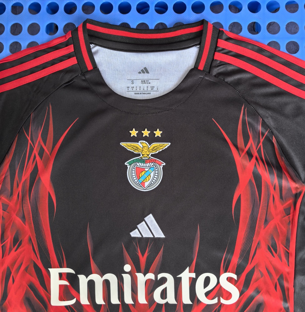 (S-3XL) 1:1 Copy Top Quality 2025/2026 Benfica Special Edition (Red)