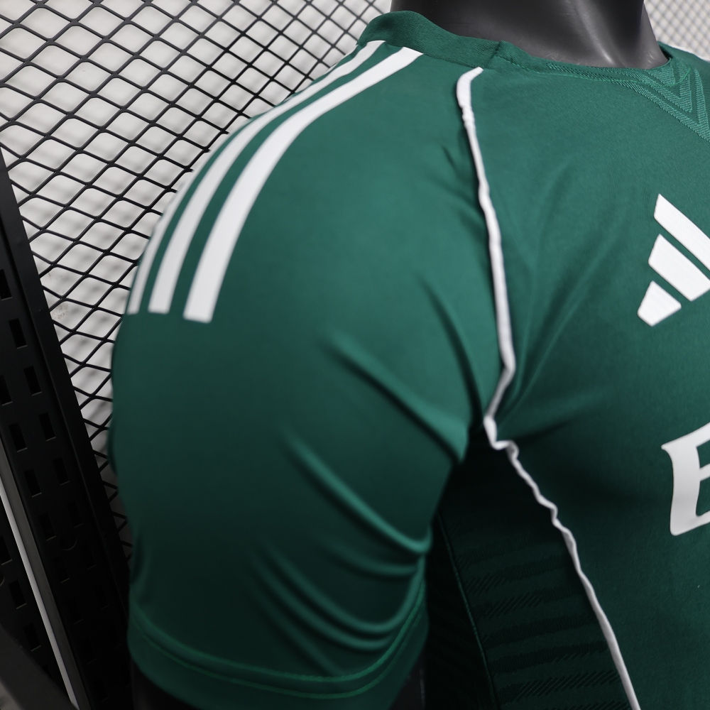 (S-3XL) 1:1 Copy Top Quality 2025/2026 Player; Real Madrid Special Edition