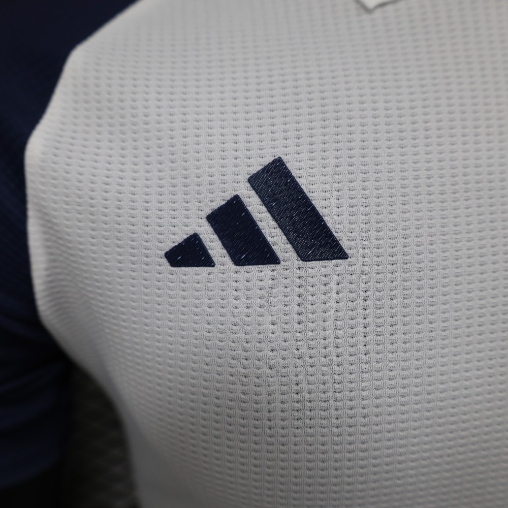 (S-3XL) 1:1 Copy Top Quality 2025/2026 Player: Real Madrid Training Kit