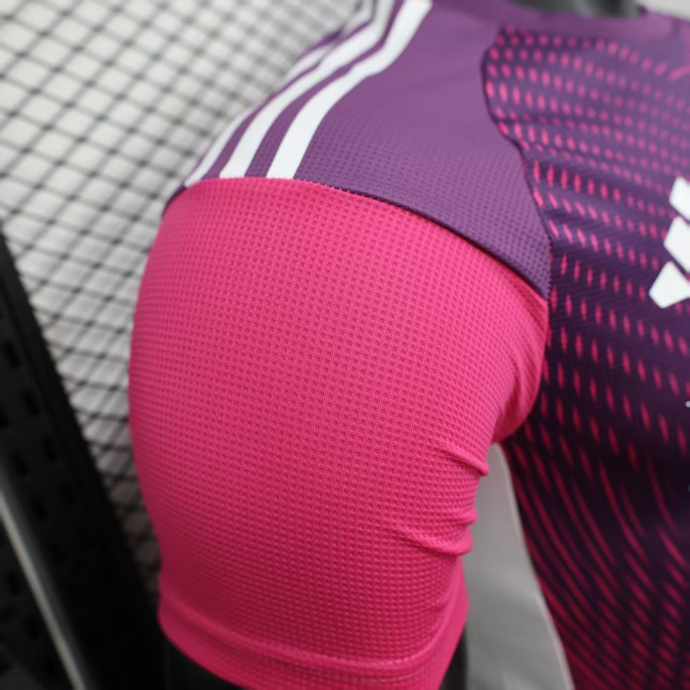 (S-3XL) 1:1 Copy Top Quality 2025/2026 Player: Real Madrid Purple